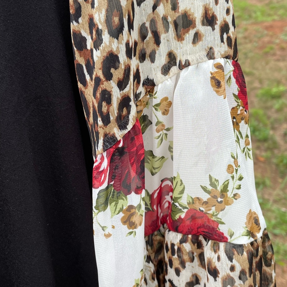 NEW Vision Print Sleeve Top - Picture 4 of 8
